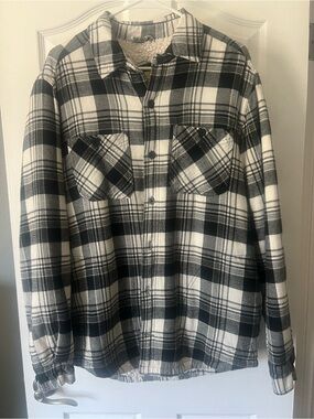 Men's Black & White Plaid Sherpa-Lined Shirt Jacket
